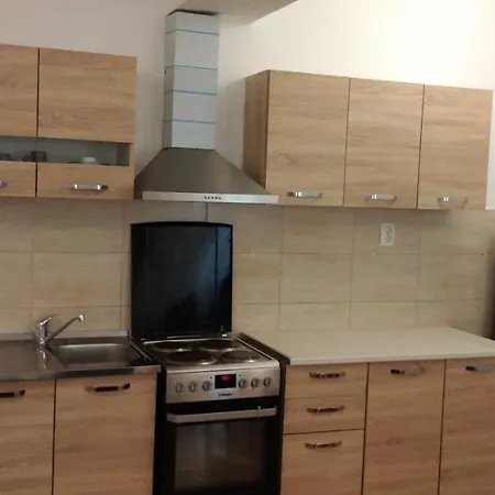 Lovely Condo Next To Salt Room, Bus Station Skopje Extérieur photo