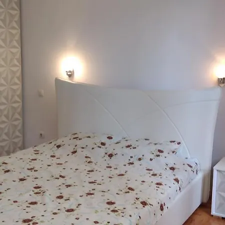 Lovely Condo Next To Salt Room, Bus Station Skopje Extérieur photo