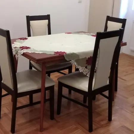 Lovely Condo Next To Salt Room, Bus Station Skopje Extérieur photo